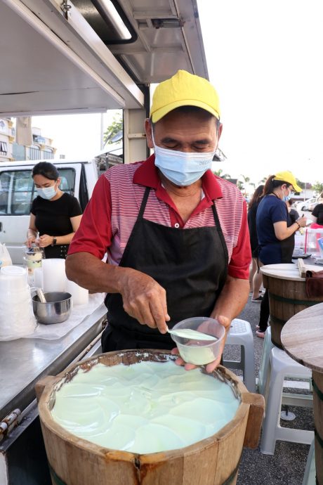 柔:(6月27日刊)【食客指路】浓郁豆香顺滑口感 山田豆花征服吃货