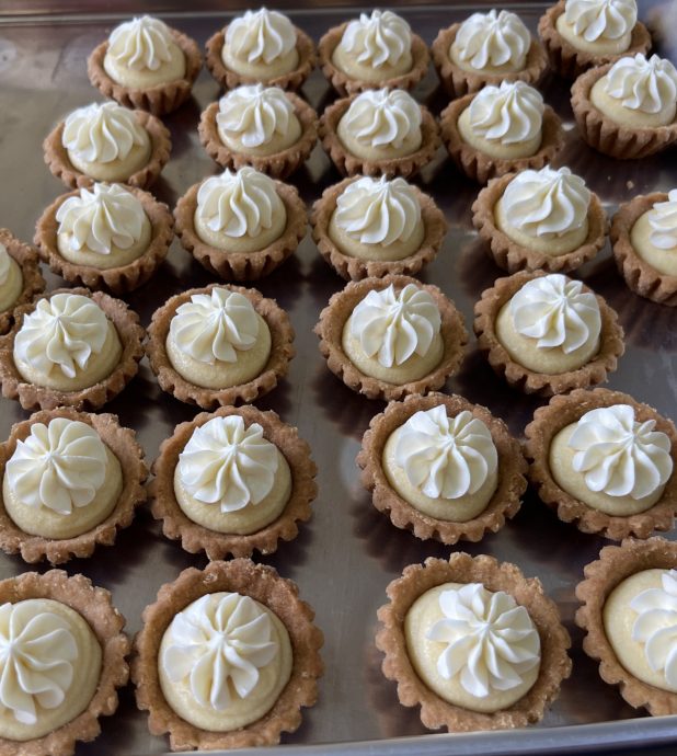 榴梿洞葛新华小学5月启动 35小厨师学艺有成