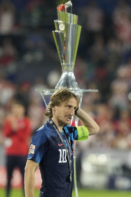 欧国联|点球战擒格子军首夺冠  西班牙成就大赛全满贯