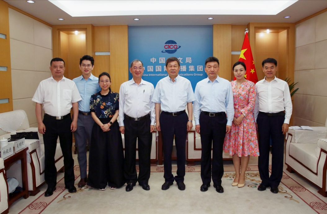 汉文化赴中国拜访外文局