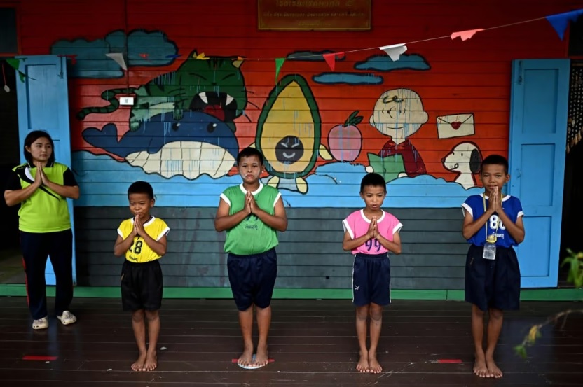 沿海村庄渐被大海吞没 200村民4小学生坚守家园