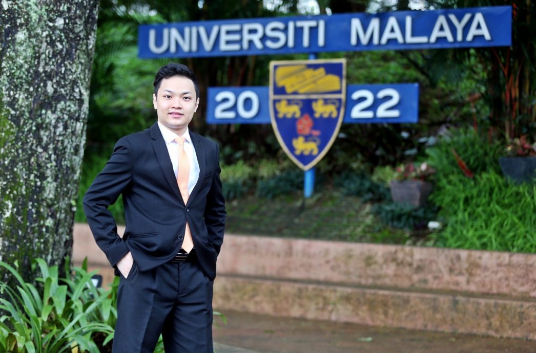 混合及弹性学习系统/退休讲师和学生回应