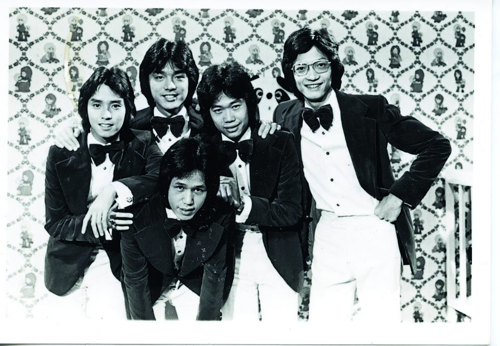 温拿50告别演唱会非封麦 阿伦预告儿子捧场不上台