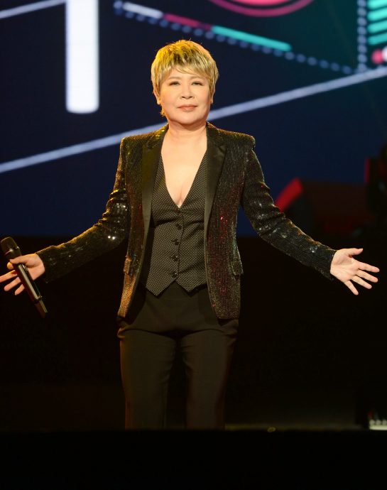 灭绝师太升级妈祖 黄小琥侃调赵咏华来踢馆