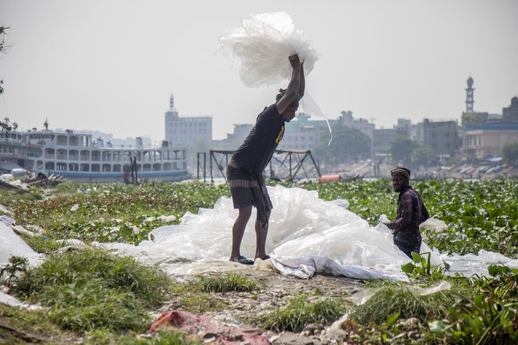 热浪来袭燃料短缺 孟加拉大停电恐再持续两周
