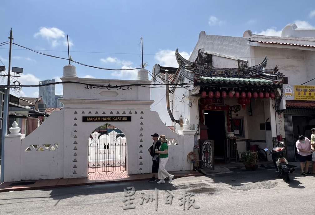 用眼睛去旅游 | 充满中华色彩体现种族和谐 3马来陵墓与神庙为邻