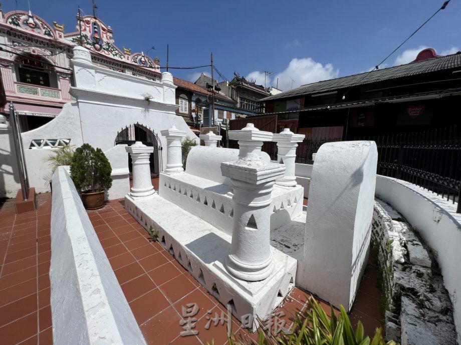 用眼睛去旅游 | 充满中华色彩体现种族和谐 3马来陵墓与神庙为邻