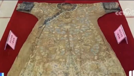 盗墓贼“试穿龙袍”穿出事　6年盗40多墓！主嫌等40多人判刑