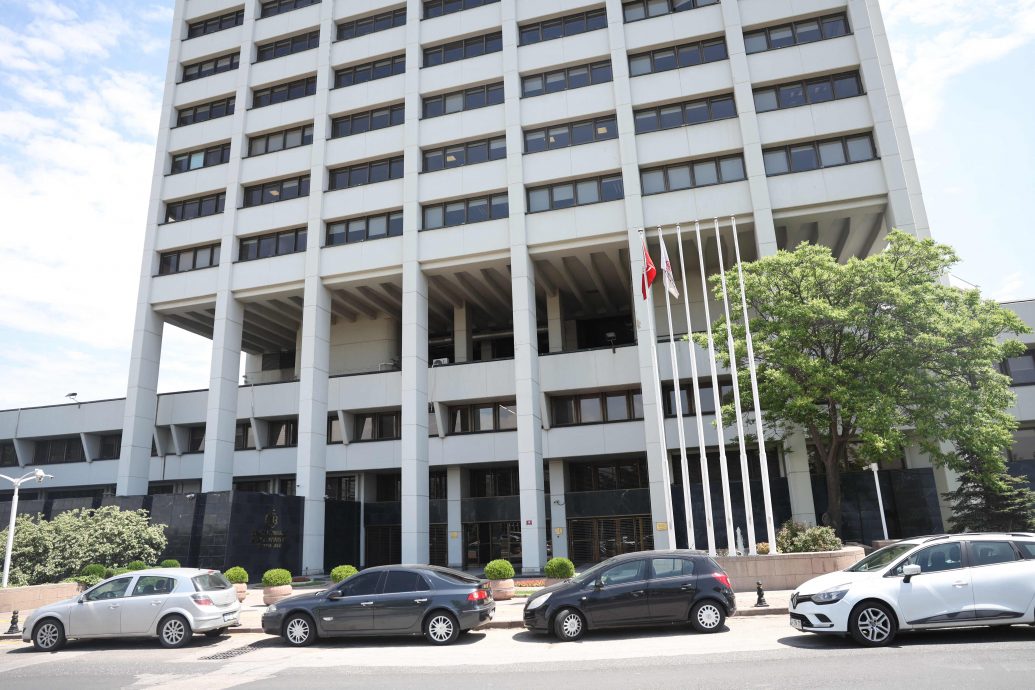 看世界/埃尔多安任命土耳其央行首位女总裁 出身美金融圈