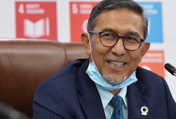 祖莱达违约赔1000万 法米:会向其他“跳槽叛徒”采法律行动