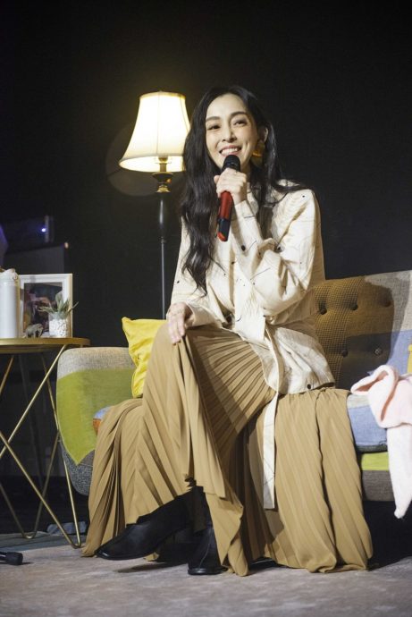 范玮琪演唱会票房惨淡 粉丝抵制怒喊退票