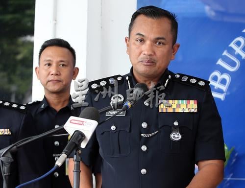 醋男涉捅死已婚情人后图卧轨自杀·未料躺错轨道 当场被捉