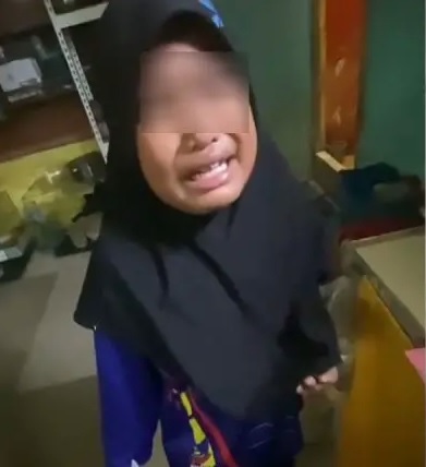  视频|“同学笑我穷还有残疾弟弟”  女儿遭霸凌 母亲好痛心