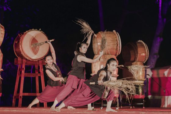谭宝婷／热血奔放的鼓乐盛宴──《大地》鼓乐节 
