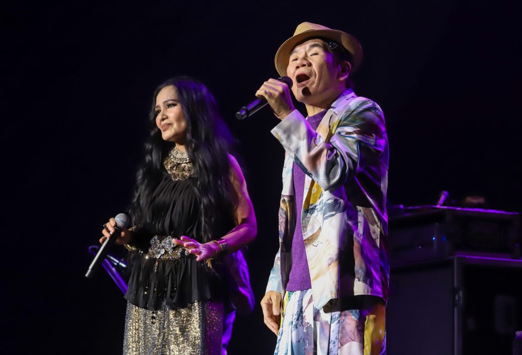 赵传猛向潘越云撒娇 宠粉独自二度安哥