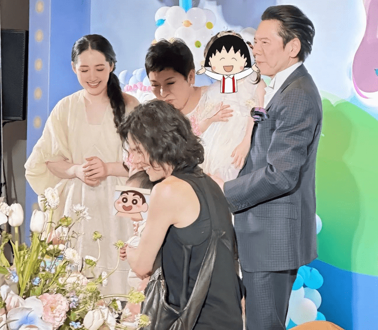 郭碧婷挺过婚变 向华强:珠宝留给媳妇