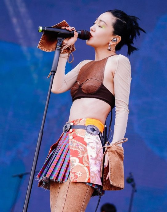 郭采洁上围掉到腰? 网傻眼“太前卫了”