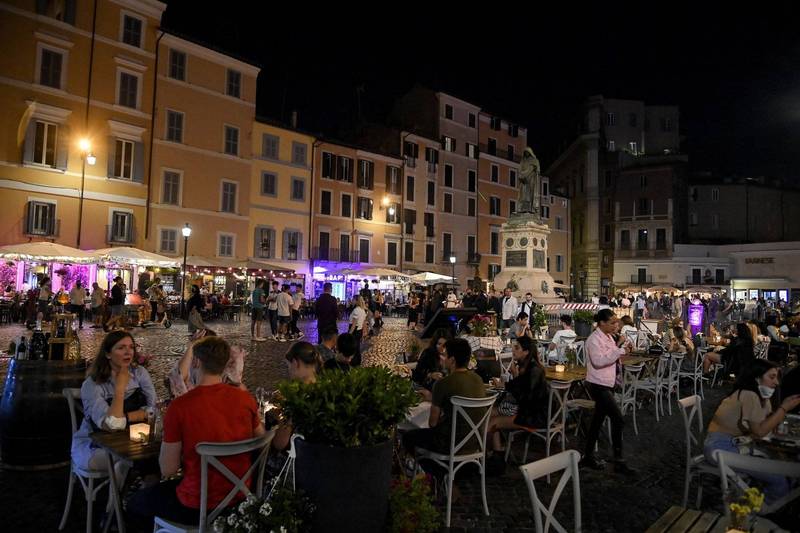 酒吧餐厅深夜吵闹 意大利夫妇失眠获国赔24.6万