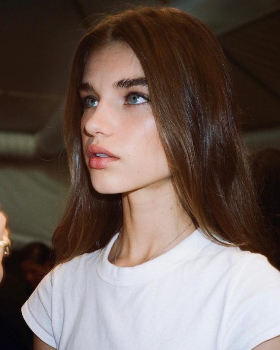 里奥纳度携22岁嫰模游艇上过夜 1举动被轰伪君子