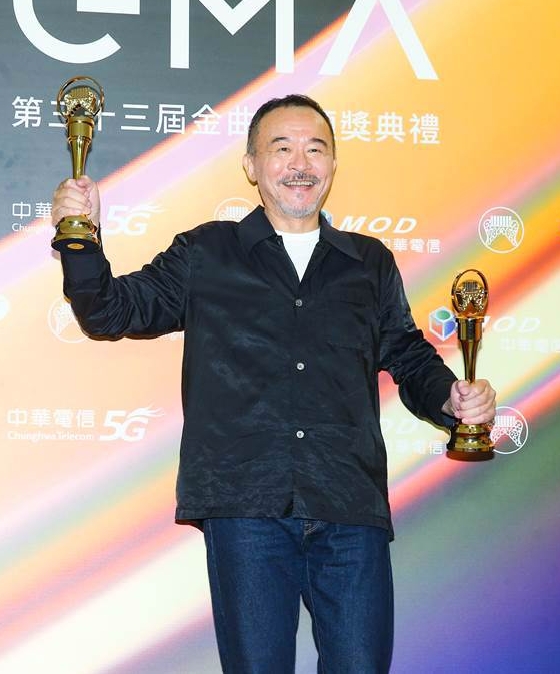 金曲歌王遭爆酒后性侵 黄连煜否认指控喊告