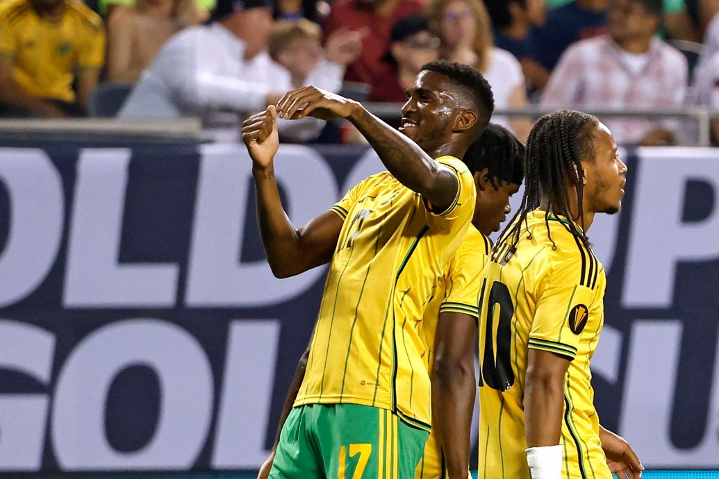 金杯|卫冕首战差点开门黑 美国艰辛战平牙买加