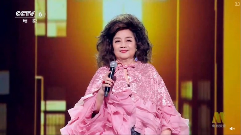 陈慧娴唱经典名曲翻车 华晨宇版《大地》被吐槽难听