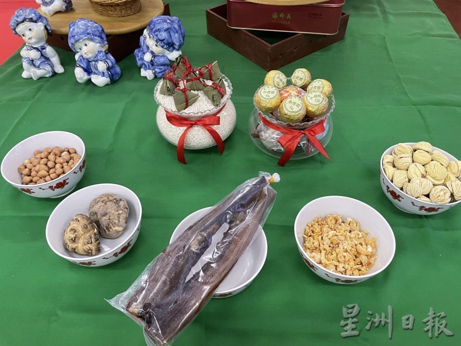 霹古冈州公会妇女组6邑粽子 庆端午及双亲节