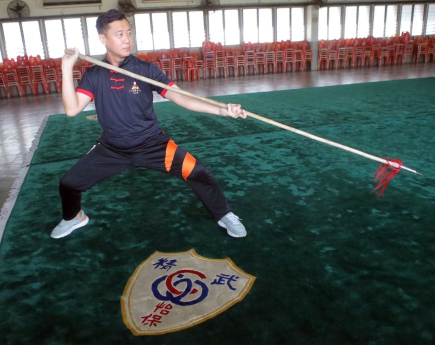 霹:30日见报/封底主文/十八般武艺|精武十套基本拳 打下扎实武术根基