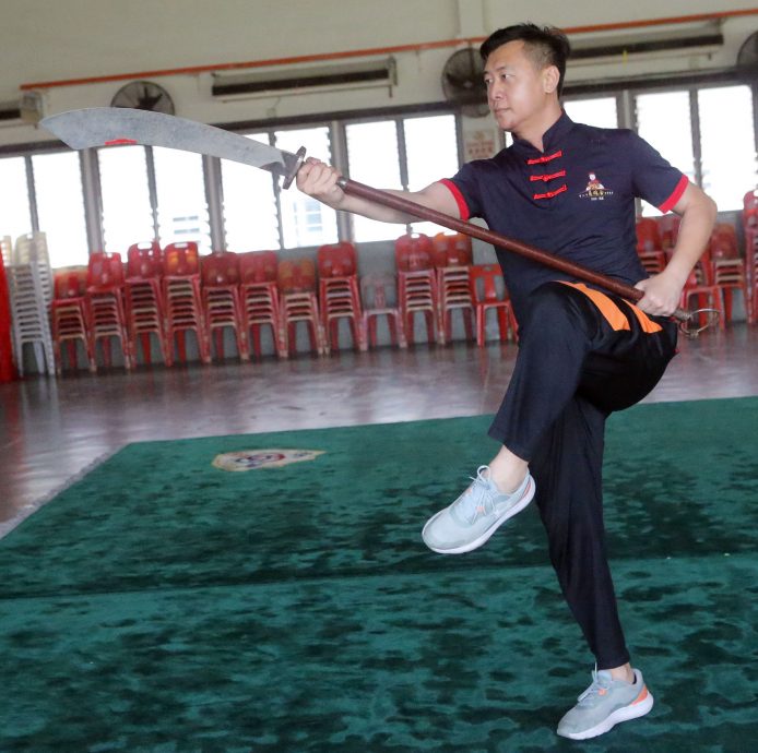 霹：30日见报／封底主文／十八般武艺|精武十套基本拳 打下扎实武术根基