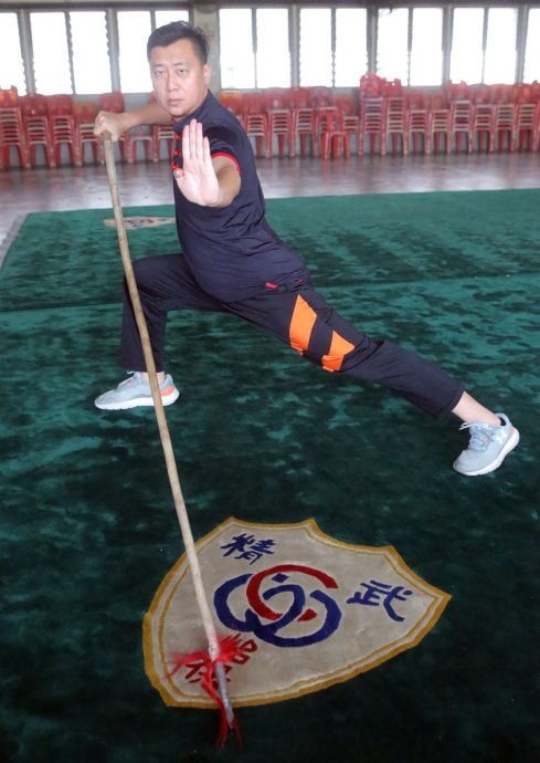 霹：30日见报／封底主文／十八般武艺|精武十套基本拳 打下扎实武术根基
