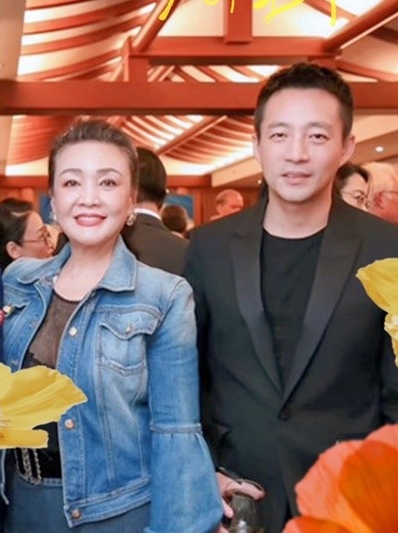 黄子佼爆大小S吸毒登热搜 张兰跳舞喊:扬眉吐气好日子