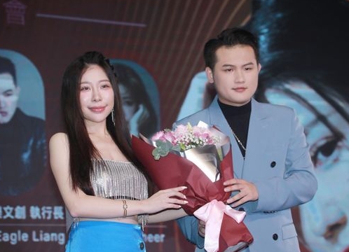 黄子佼苏醒 传已转院治疗