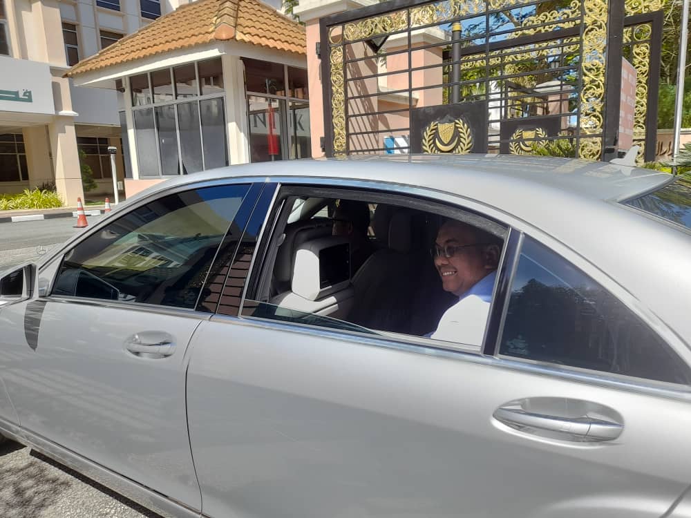 (全国版)沙努西:已做好准备配合警方调查!