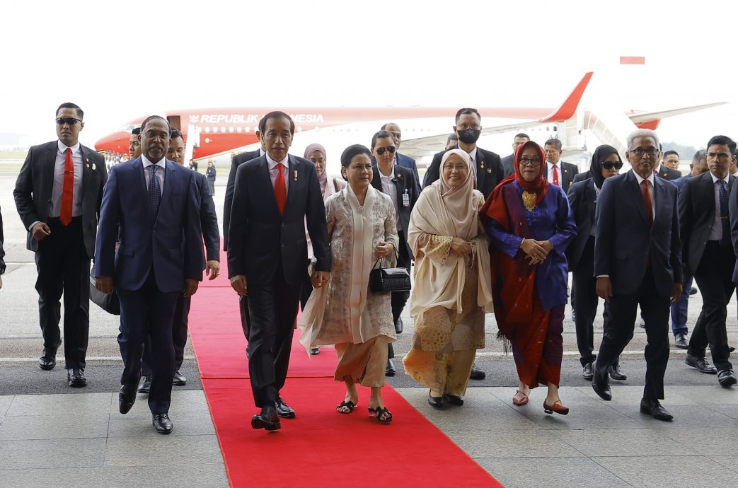 （取代前稿）佐科威抵马展开2天工作访问