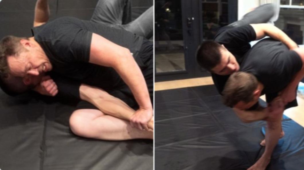 (取代)马扎大战来真的?马斯克练武画面曝光 狠摔扎克柏格陪练员