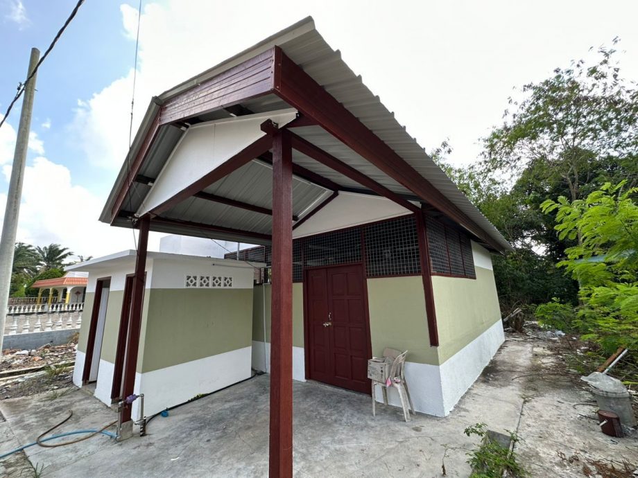 (古城封底主文)【乡镇情深】冯鹿巴登新村