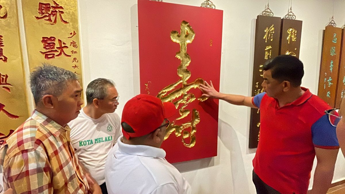 （古城封面主文）议员团徒步巡视旅游区·改善不足迎接旅游年