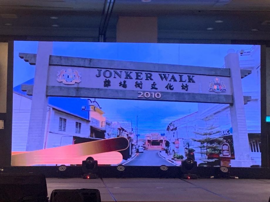 (古城封面副文)鸡场街文化坊获颁《东盟社区旅游大奖》