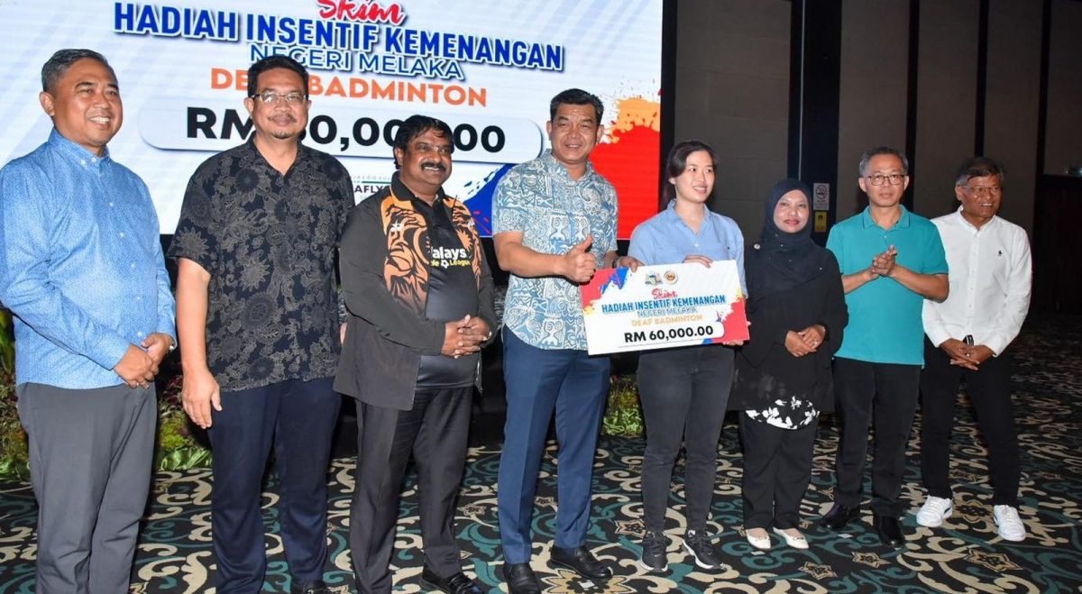 (古城版)甲州政府拨出总数33万4350令吉的奖励金给夺牌健儿