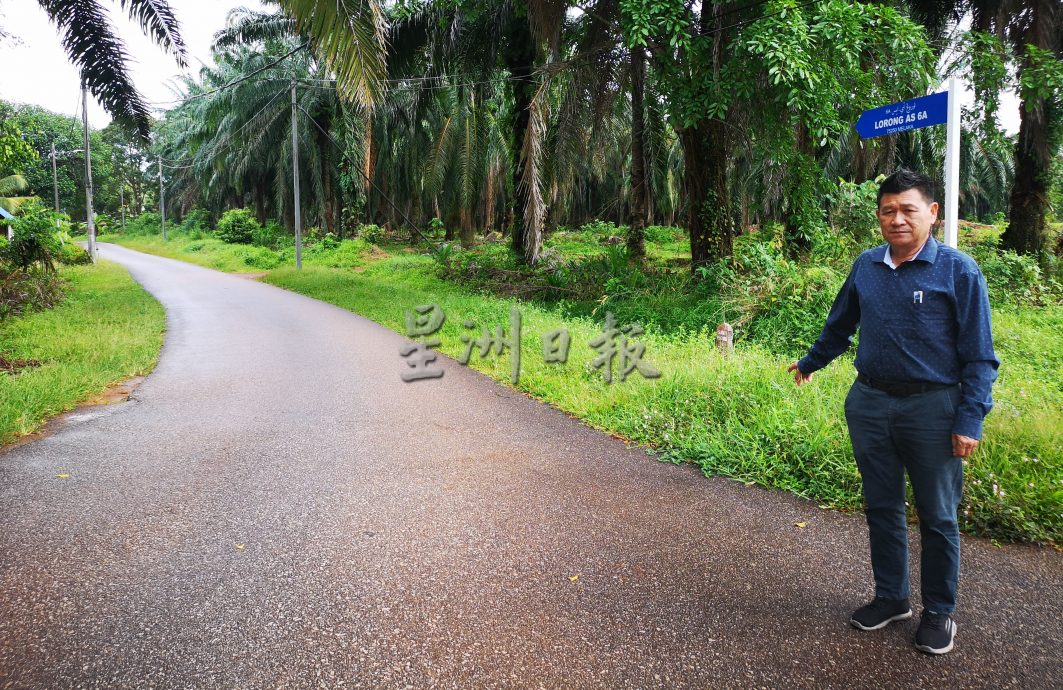 (古城第三版主文)“CMI INFRA”接管后更糟糕 阿依沙叻除草工作流于表面 草率不认真