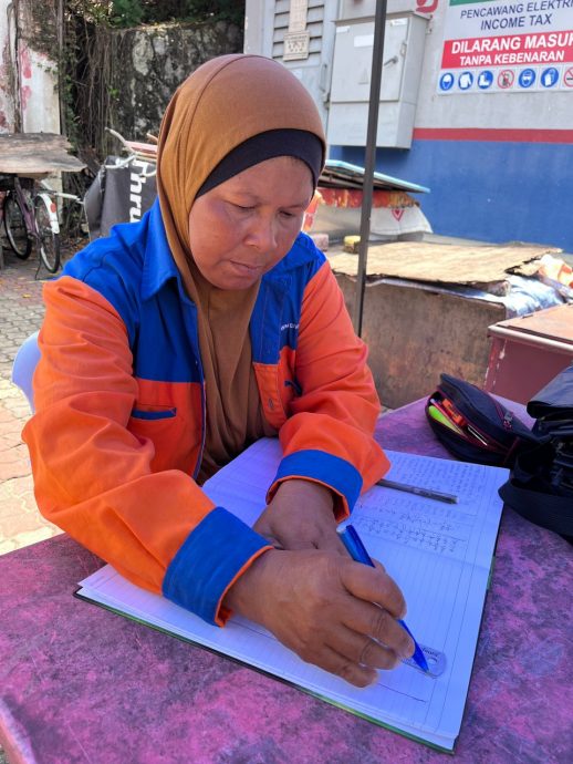 (古城第二版主文)《敬业乐业》—美丽城市的无名英雄