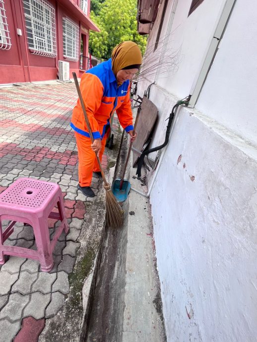 (古城第二版主文)《敬业乐业》—美丽城市的无名英雄