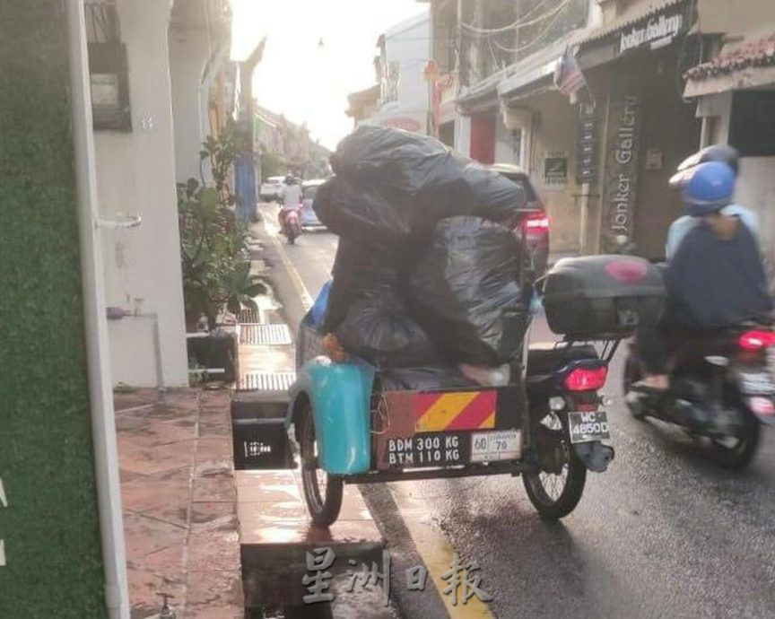 (古城第二版主文)老街获分配垃圾桶日清三次·舒缓垃圾囤积路面问题