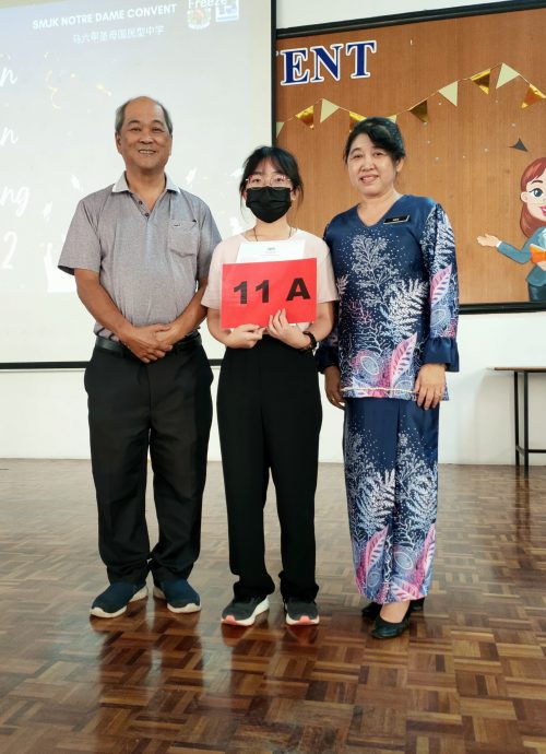 (古城第四版主文)马六甲圣母中学大马教育文凭华文科达及格率98.18