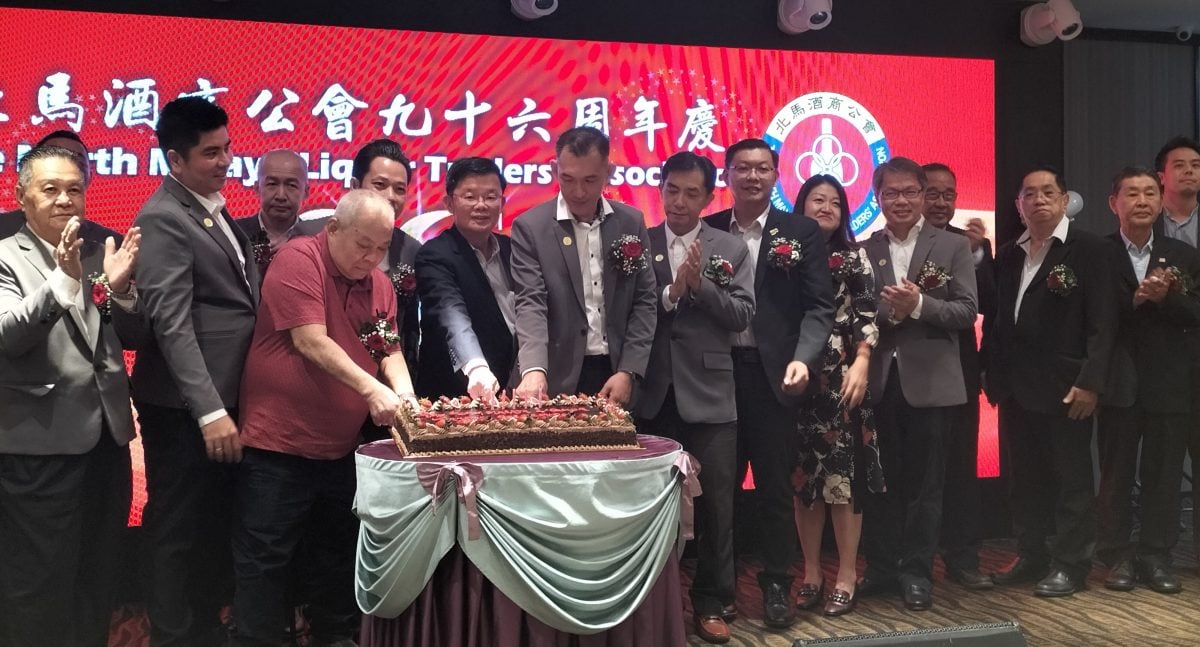 (大北马)北马酒商公会晚宴 曹观友:隔壁州大臣会爆血管