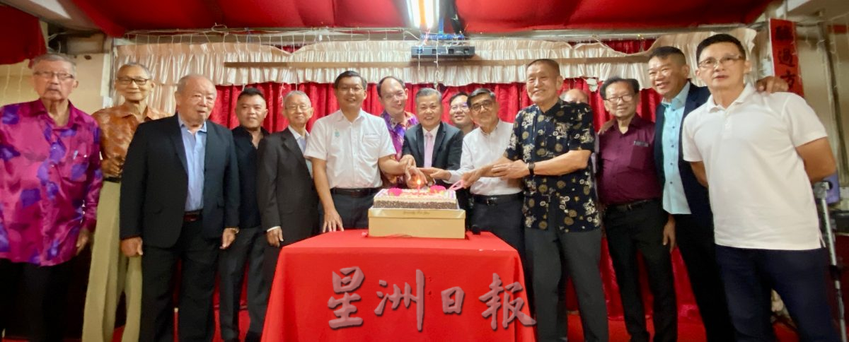 +(大北马)槟州缝业公会主席陈华盛希望年轻人加入缝业行列