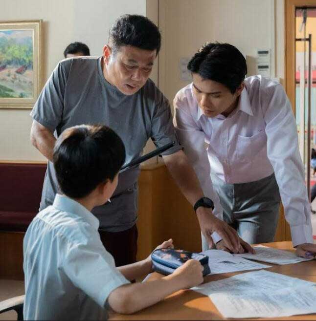 (已签发)柔:狮城二三事:中国童星11岁周俞辰 首来新拍《小孩不笨3》