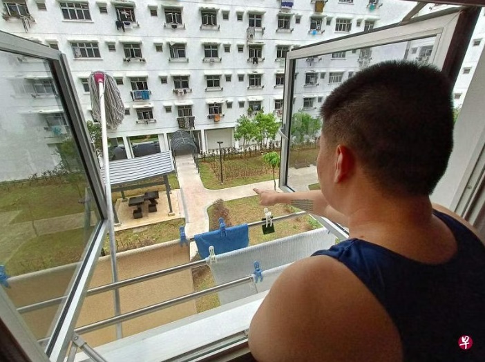 （已签发）柔：狮城二三事：高楼抛食喂群鸟 榜鹅居民投诉逾50次