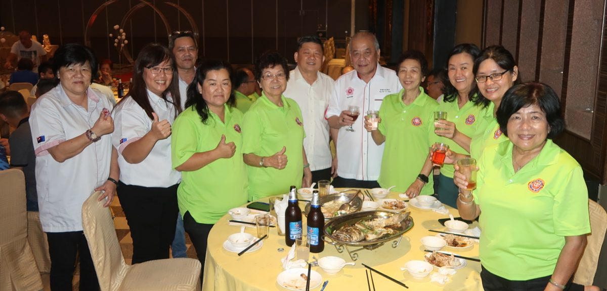 （未签发）国︰吴添泉︰领袖输了就另立山头，致华团力量越难凝聚