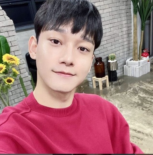 EXO伯贤 Xiumin CHEN要求解约 痛斥SM迫签奴隶合约